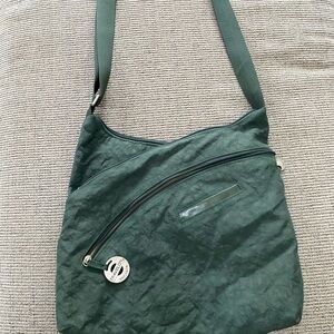 Travelon Stylish Green Crossbody Bag